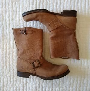 Frye Veronica Shortie Boots taupe nubuck 10 moto